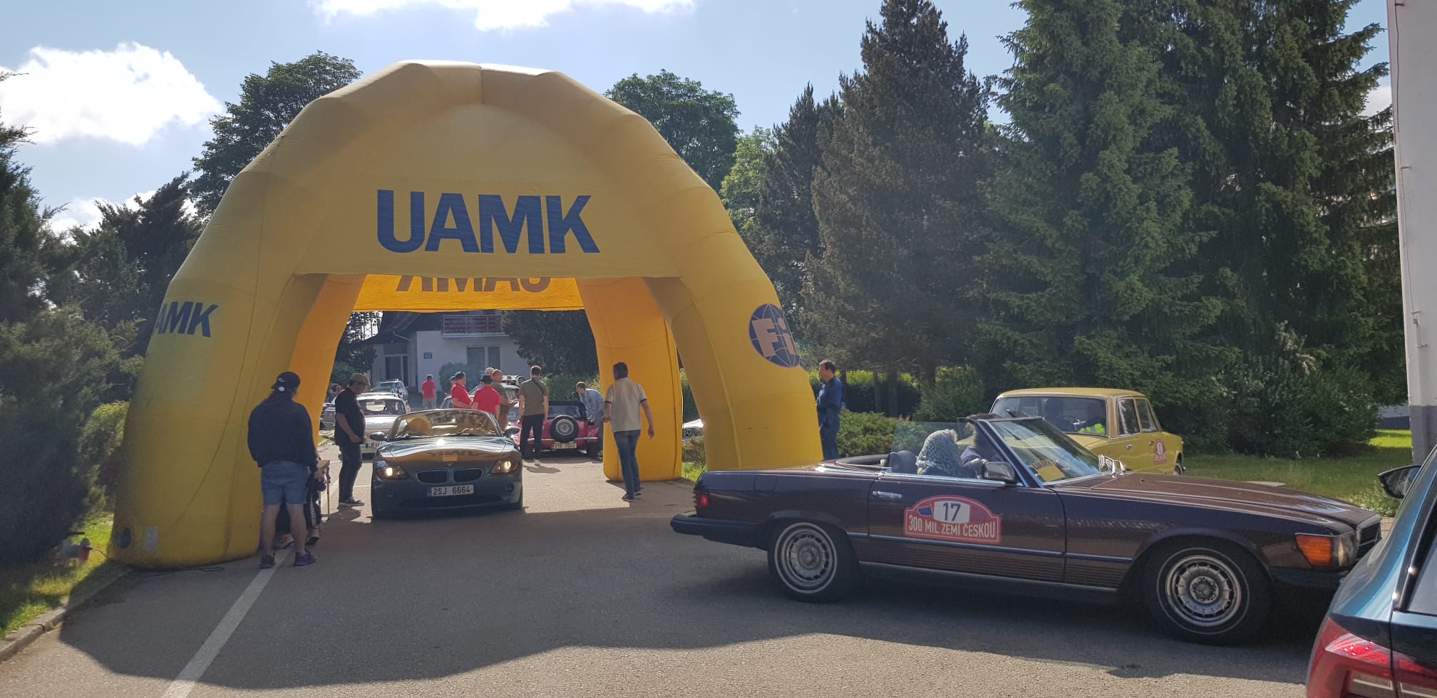 300 MIL ZEMÍ ČESKOU